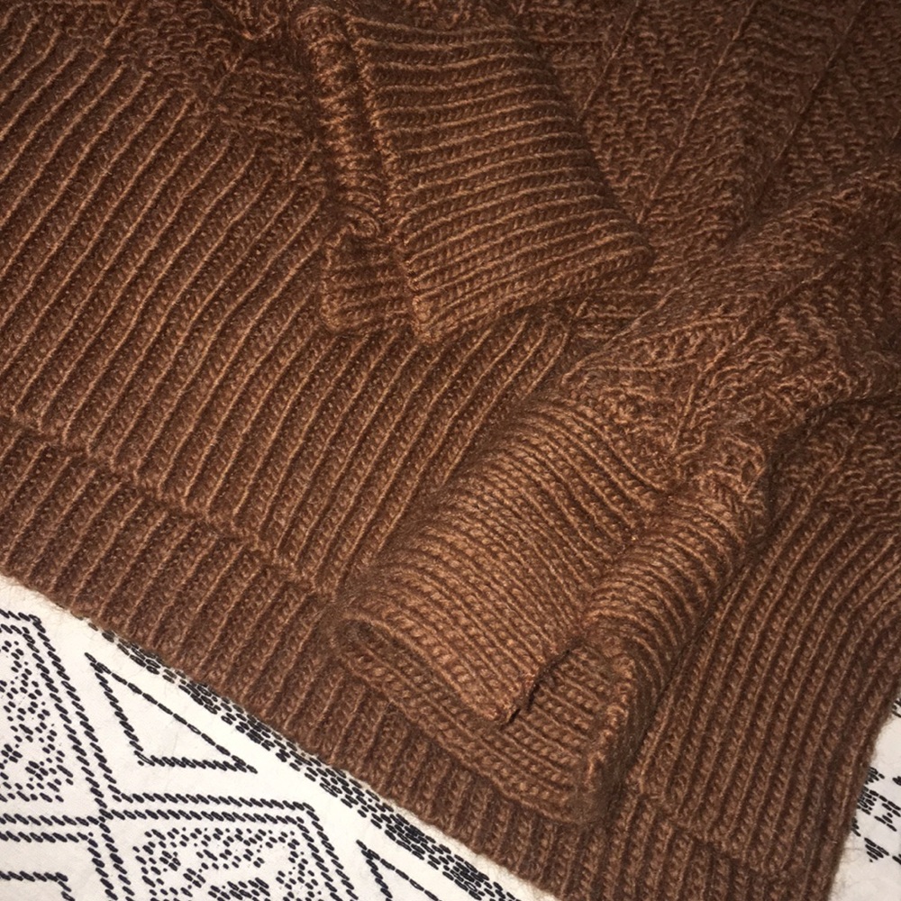 Sweater - Picture 2 of 3